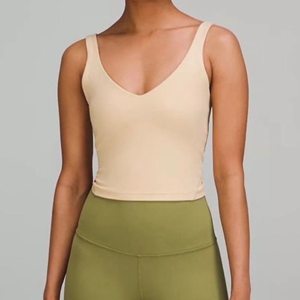 Lululemon Align Tank in Prosecco 10 NWT